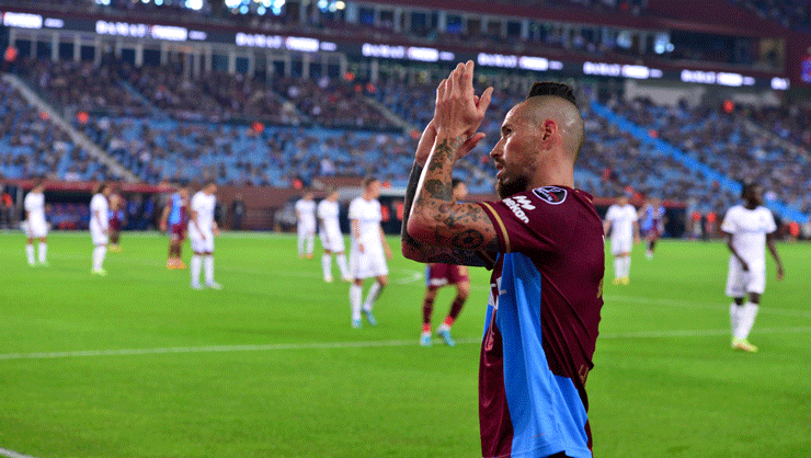 Trabzonspor’da Marek Hamsik alarmı!