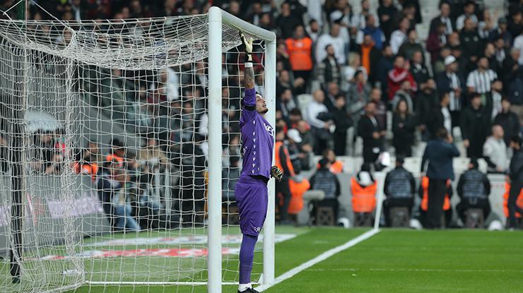 Uğurcan Çakır’ın performansı şaşırttı!