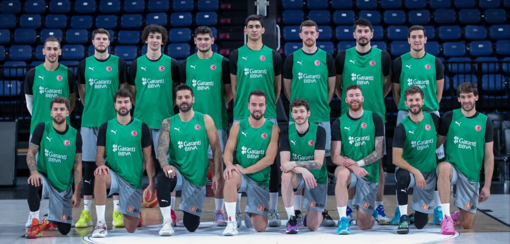 A Milli Erkek Basketbol Takımı Belçika maçına hazırlanıyor