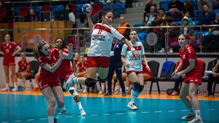 A Milli Kadın Hentbol Takımı, 2. tura yükseldi