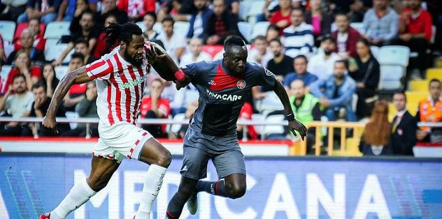 Antalyaspor Fatih Karagümrük: 4-2 (MAÇ SONUCU ÖZET)