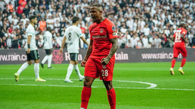 Avrupa’da galibiyet alamayan 3 takımdan biri Ümraniyespor