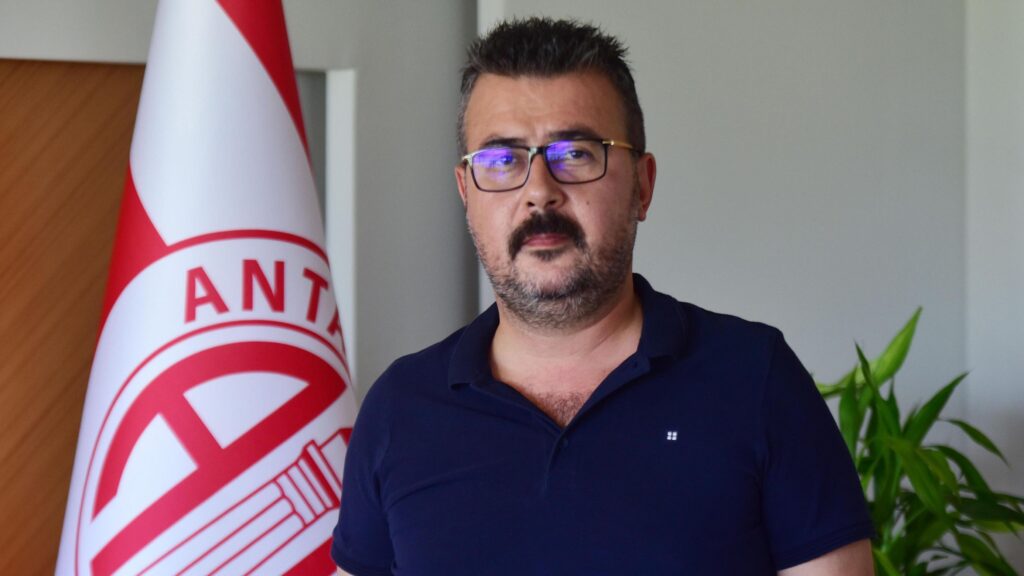 Aziz Çetin: Haji Wright, Türkiye’nin en formda golcülerinden biri