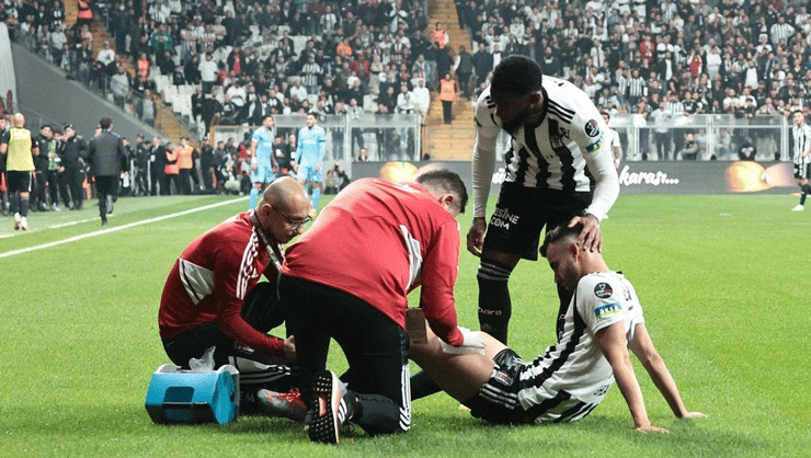 Beşiktaş’a 5 kötü haber!