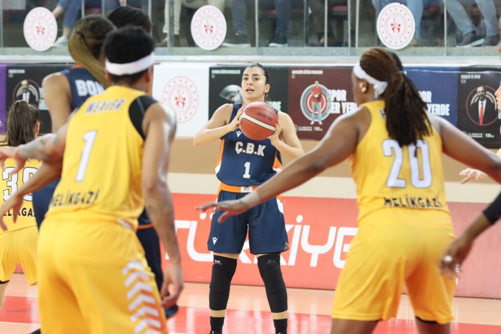 Çukurova ligde çok farklı!