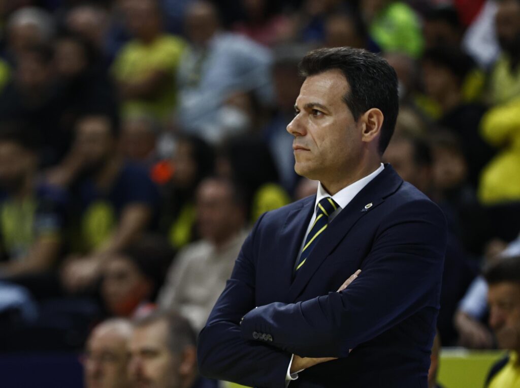 Dimitris Itoudis: “Barcelona harika basketbol oynuyor”