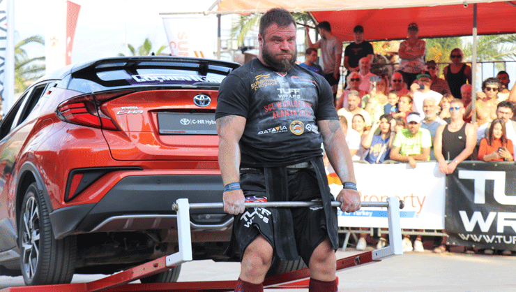 Dünyanın en güçlü adamı Aivars Smaukstelis oldu