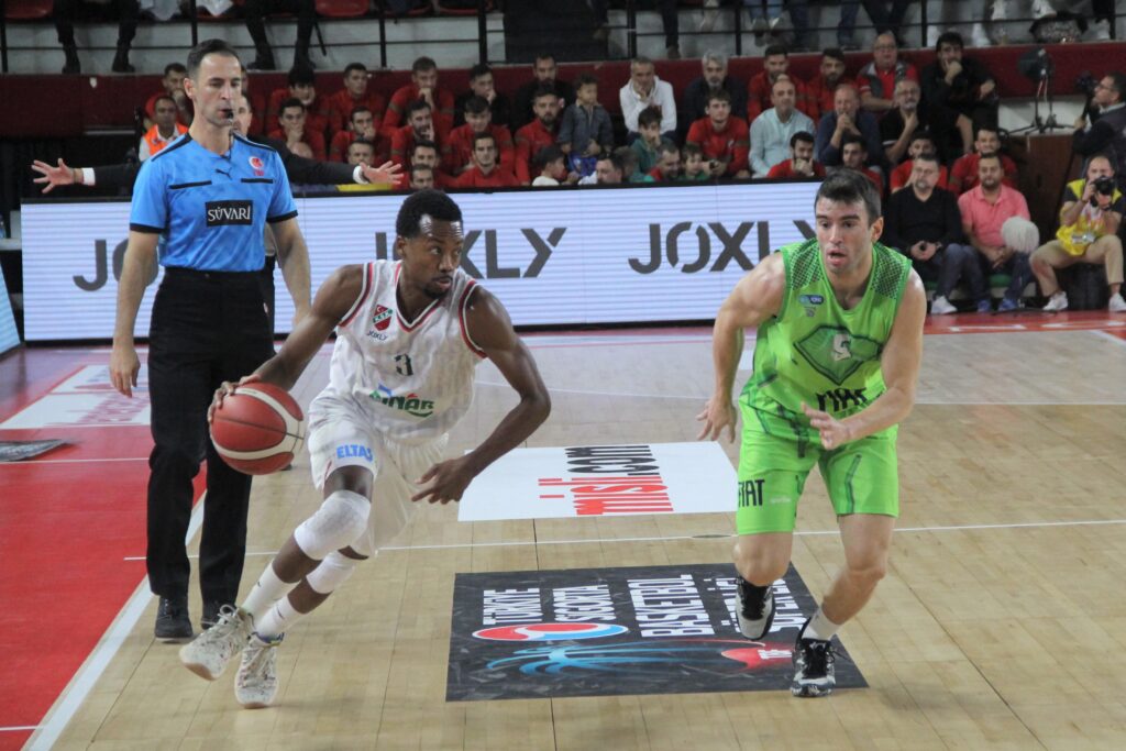 Errick McCollum, kendisine bıçak çeken kişiden şikayetçi olmadı