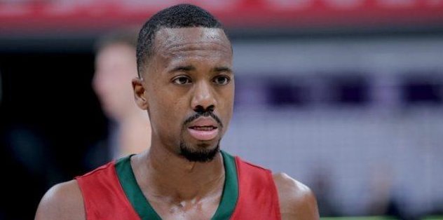 Errick McCollum’a bıçaklı saldırı!
