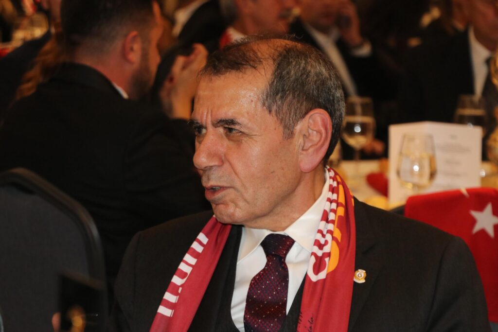 Galatasaray Başkanı Dursun Özbek: Daha iyisini yapacağınızı biliyoruz