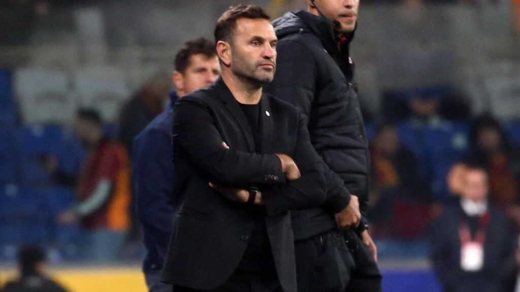 Galatasaray’da Okan Buruk’tan Başakşehir maçı sonrası o isimlere büyük övgü