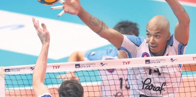 Halkbank 8’de 8 için Hatay’da