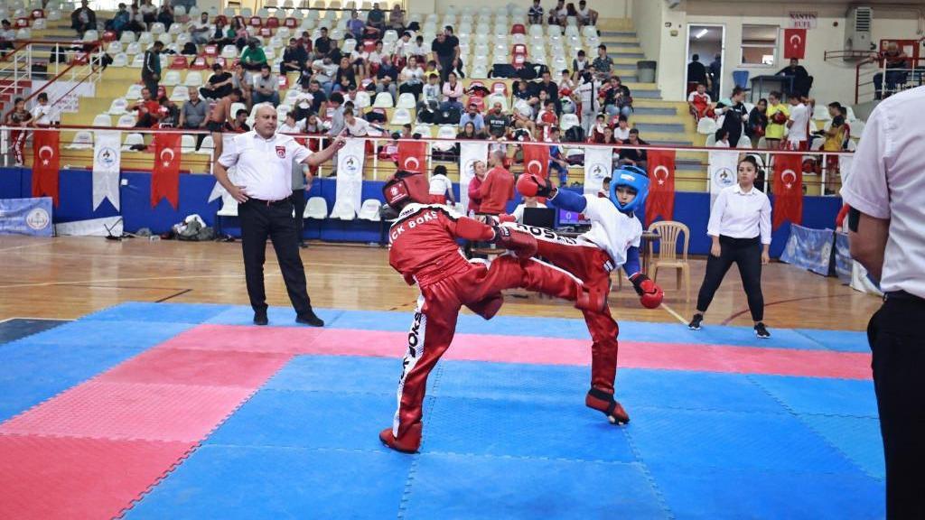 Kick Boks Zafer Kupası başladı