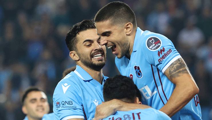 Marc Bartra’nın dudağına 8 dikiş atıldı