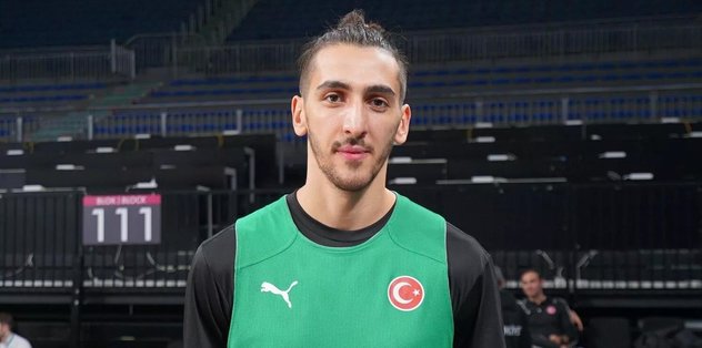 Pınar Karşıyaka’da 4 oyuncu milli takımlarına çağırıldı