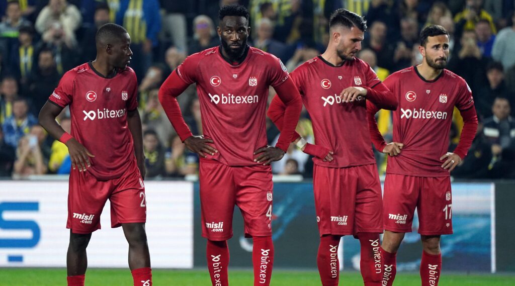 Sivasspor’dan Avrupa’da zirve, Süper Lig’de hüsran