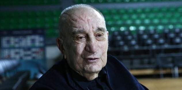 Türk basketbolunun efsane isimlerinden Yalçın Granit vefatının 2. yılında anılıyor