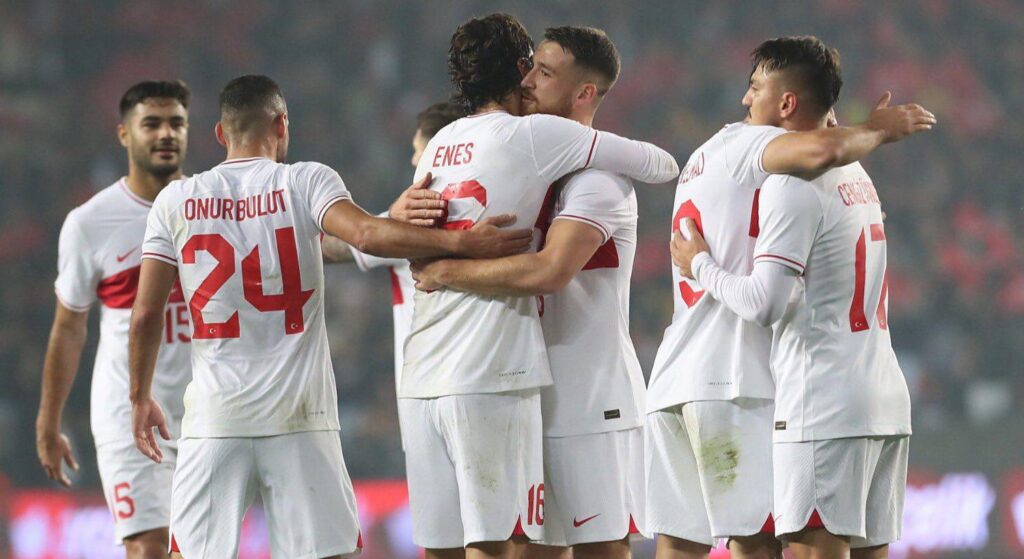 A Milli Takım, FIFA sıralamasında 1 basamak yükseldi