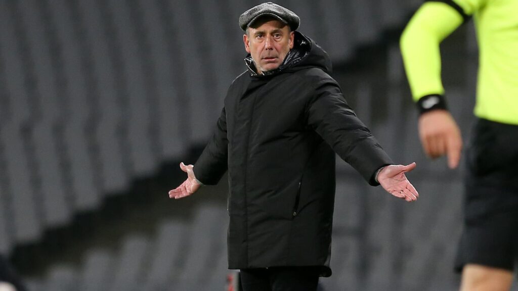 Abdullah Avcı, oyuncularına patladı! Neşteri vuruyor