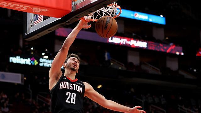 Alperen Şengün durdurulamıyor! Houston Rockets tarihine geçti