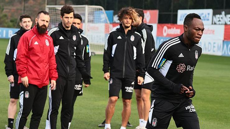 Beşiktaş salonda ve sahada çalıştı