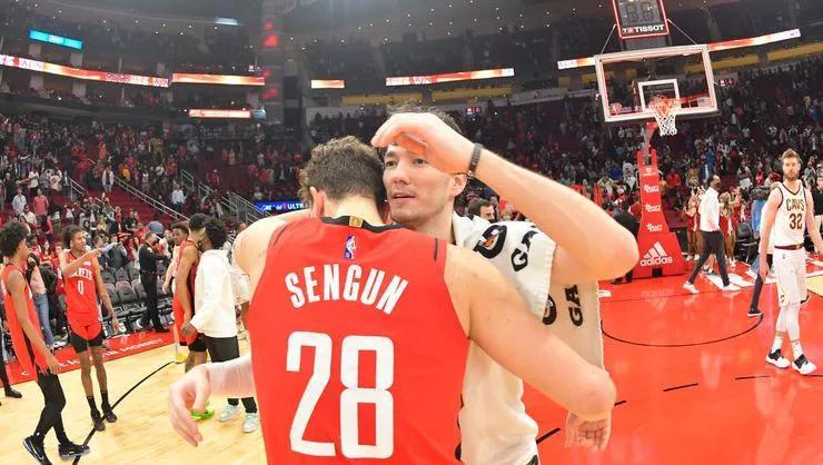 Cedi Osman ve Alperen Şengün NBA’de şov yaptı!