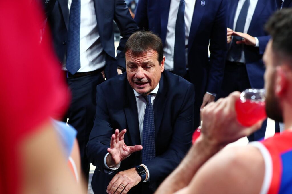 Ergin Ataman: “Takım halinde savunma ribauntlarına girmeliyiz”