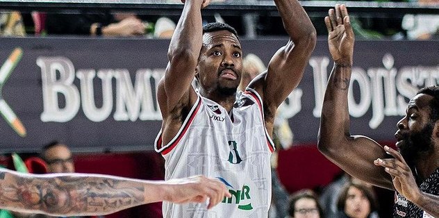 Errick McCollum kariyer rekoru kırdı