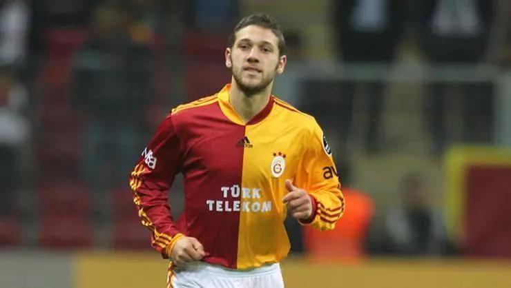 Eski Galatasaraylı’dan sürpriz transfer