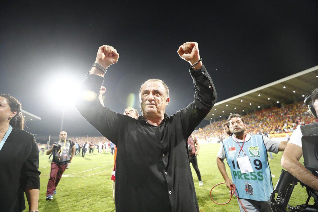Fatih Terim konuşuyor (CANLI)