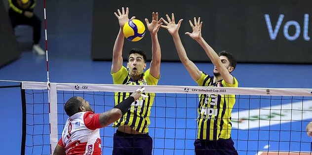 Fenerbahçe HDI Sigorta 1-3 Bluenergy Daiko Volley (MAÇ SONUCU)