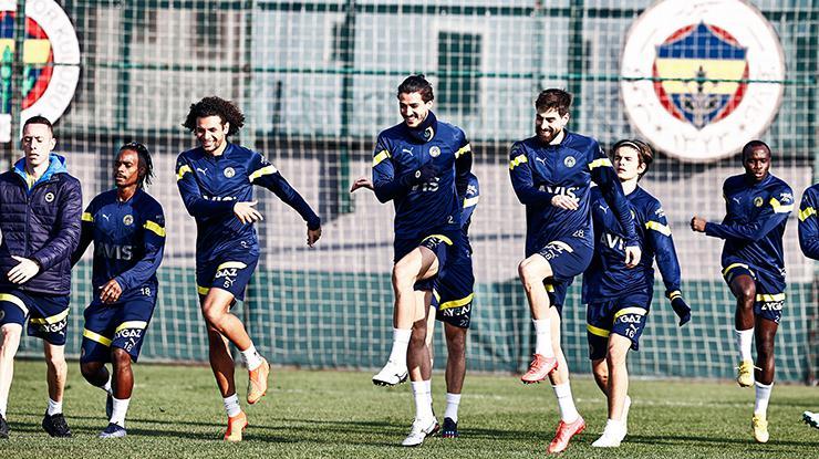 Fenerbahçe’de neşeli antrenman