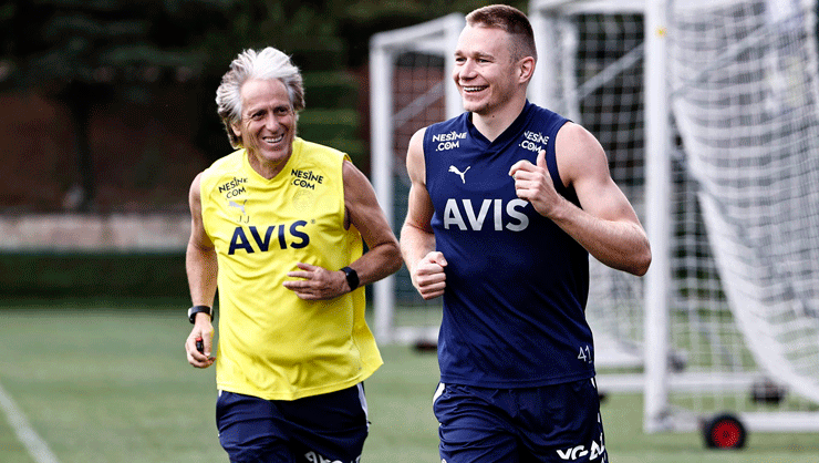 Fenerbahçe’de transfer kararı verildi!