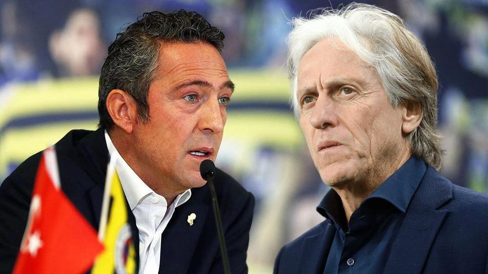 Fenerbahçe’den golcü oyuncu için büyük yarış! Dev kulübe önerildi