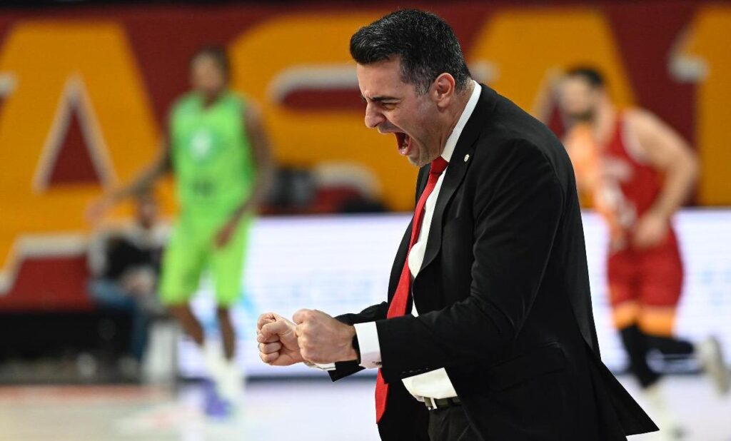 Galatasaray Pistiolis’in sözleşmesini uzattı