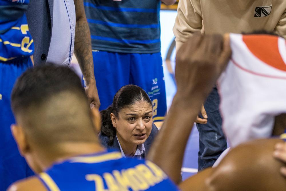 İspanyol basketbolunda bir ilk: kadın başantrenör!