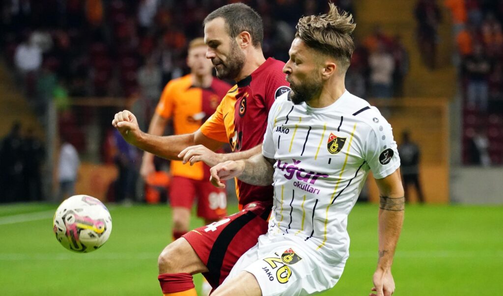 İstanbulspor, Patrick Ebert ile yollarını ayırdı