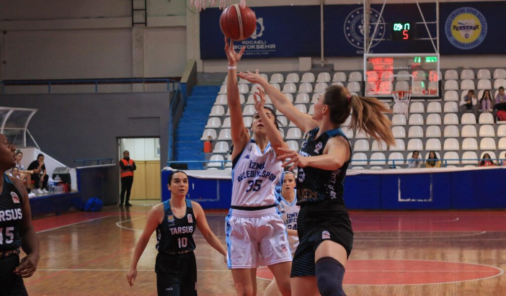İzmit Belediyespor 86-82 Tarsus Belediyesi