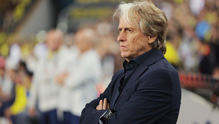 Jorge Jesus gidecek mi? Fenerbahçeli yönetici açıkladı
