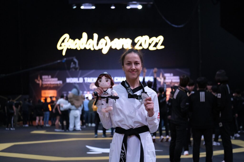 Milli tekvandocu Rukiye Yıldırım, dünya 2’ncisi oldu