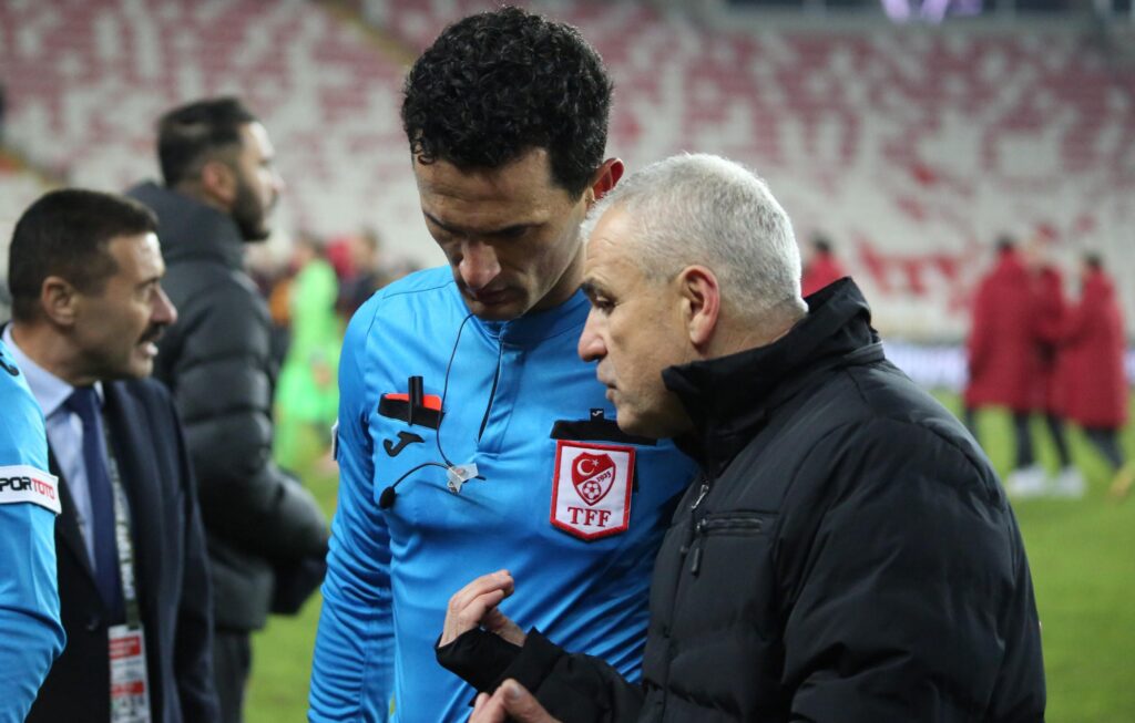 Rıza Çalımbay’dan Erkan Özdamar’a tepki