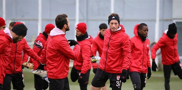 Sivasspor Galatasaray maçı hazırlıklarına devam etti