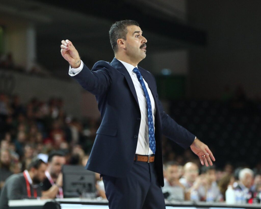 Türk Telekom’un başarılı başantrenörü Erdem Can: ‘Henüz hiçbir şey başarmadık’