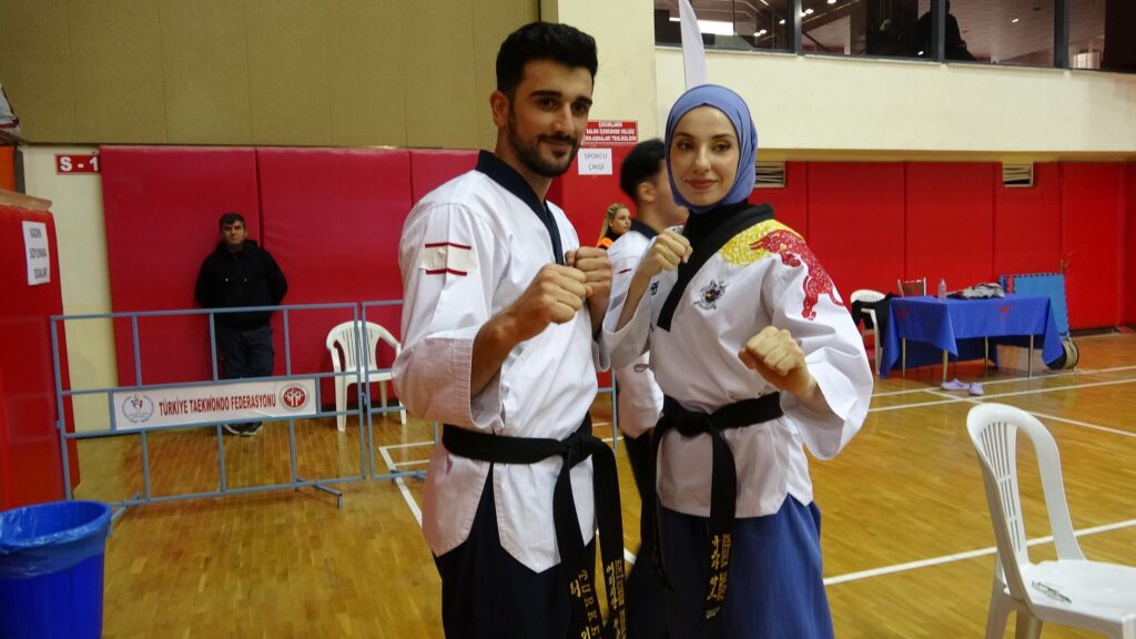 Türkiye Tekvando Poomsae Şampiyonası Isparta’da devam ediyor