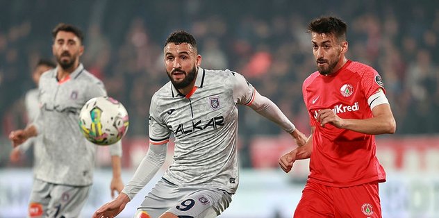 Ümraniyespor Başakşehir: 1-3 (MAÇ SONUCU ÖZET)