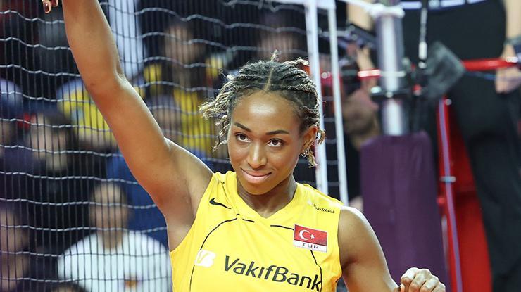 VakıfBank, Kuanysh engelini 3-0’la geçti!