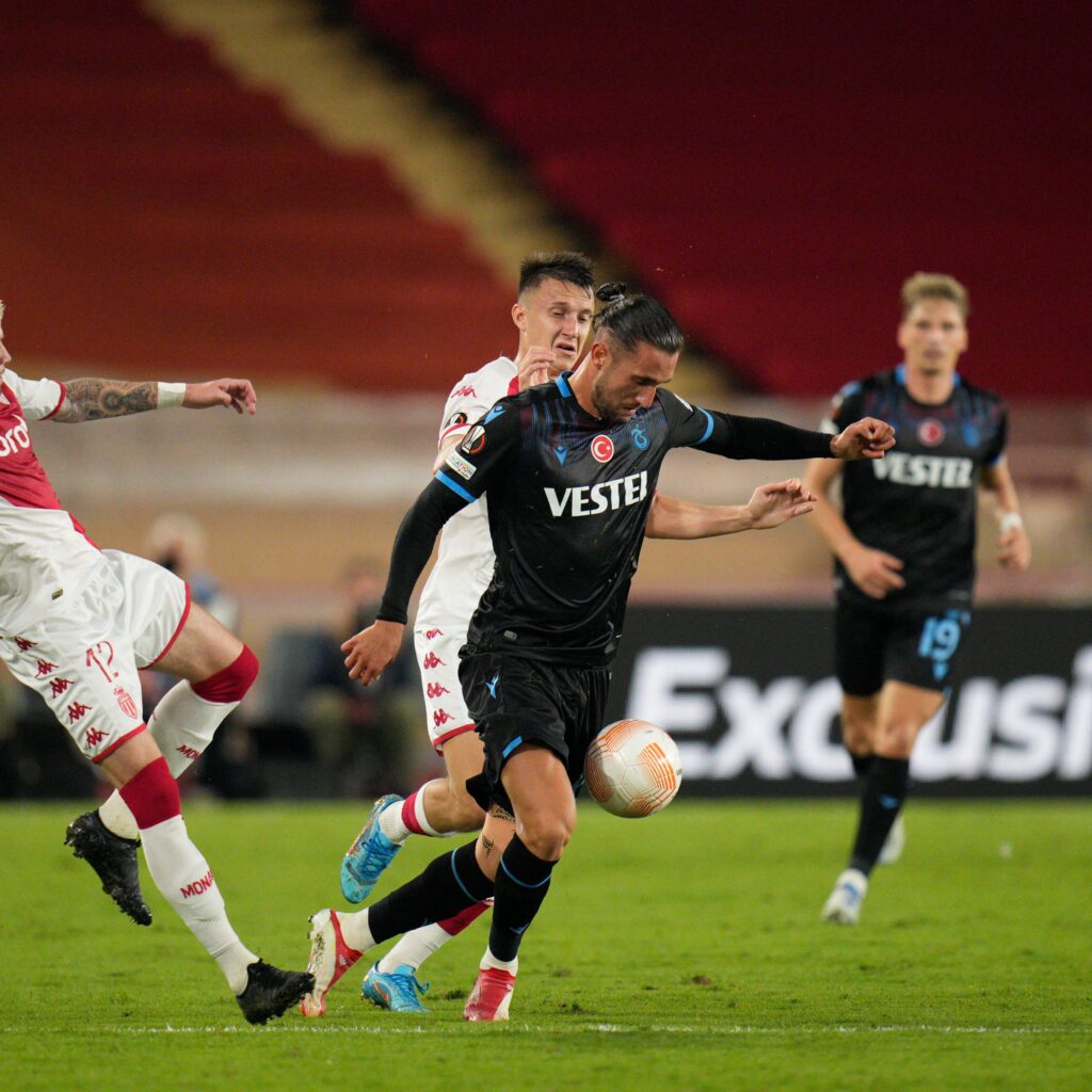 Yusuf Yazıcı terapi alıyor