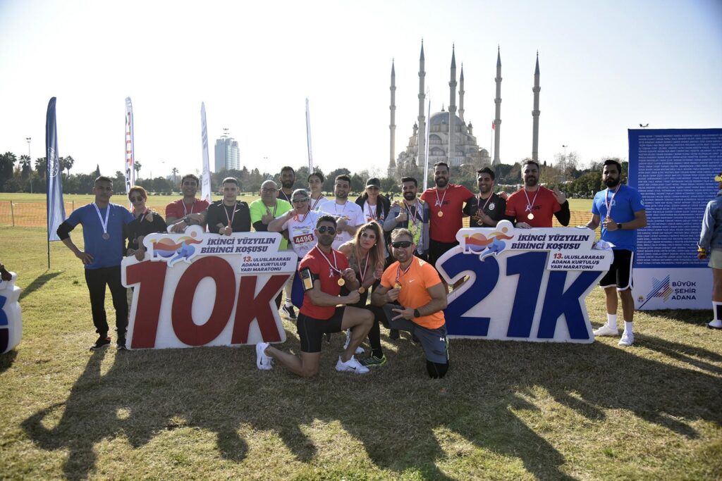 13’üncü Uluslararası 5 Ocak Adana Kurtuluş Yarı Maratonu ve Halk Koşusu tamamlandı