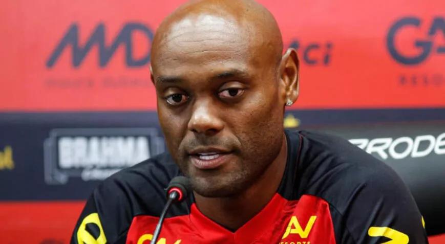 38  yaşındaki Vagner Love imzayı attı!