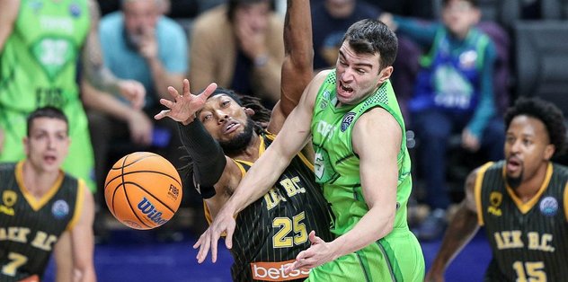 AEK’ya mağlup olan TOFAŞ Şampiyonlar Ligi’ne veda etti!